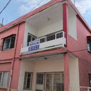 BAHÇELİ EVLER MAHALLESİ SATILIK 2 KATLI MÜSTAKİL EV