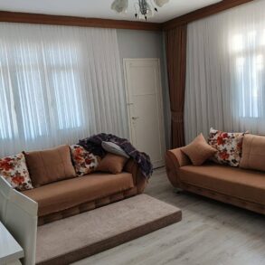YEŞİLEVLER MAHALLESİ SATILIK 2,5 KATLI MÜSTAKİL EV