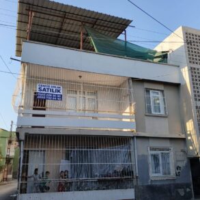 YEŞİLEVLER MAHALLESİ SATILIK 2,5 KATLI MÜSTAKİL EV