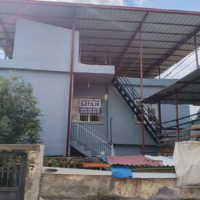 DEMETEVLER MAHALLESİ  SATILIK 2 KATLI MÜSTAKİL EV