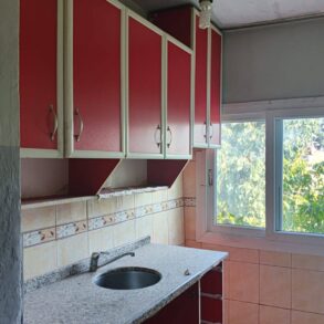 DEMETEVLER MAHALLESİ SATILIK 2 KATLI MÜSTAKİL EV