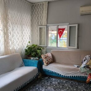 NARLICA MAHALLESİ CUMA PAZARI CİVARINDA 2,5 KATLI SATILIK MÜSTAKİL EV