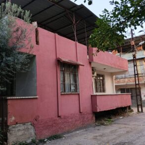 YEŞİLEVLER MAHALLESİ SATILIK TEK KATLI MÜSTAKİL EV